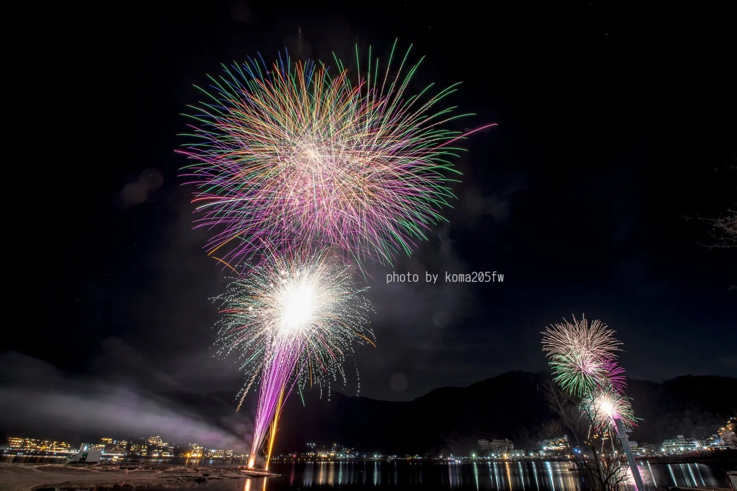 河口湖冬花火の画像
